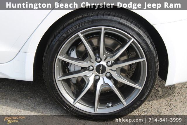 Used 2025 Genesis G70 2.5T image 7