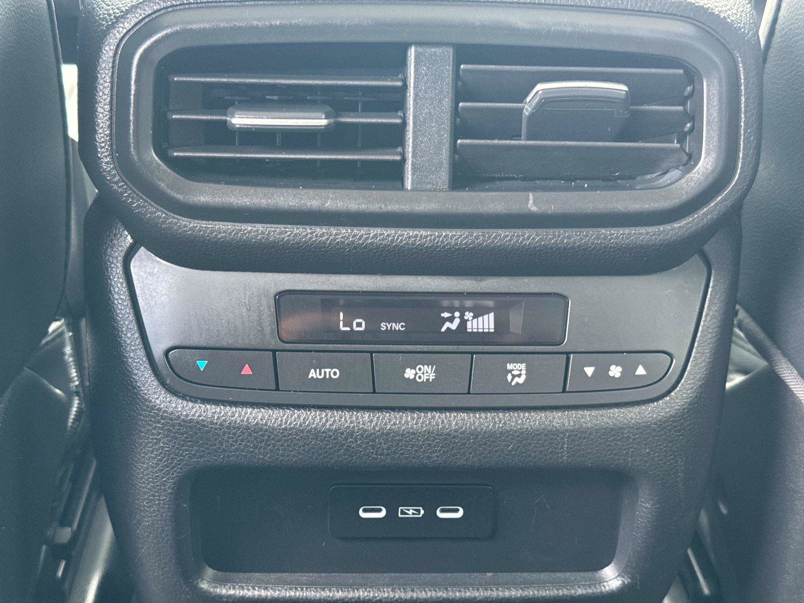 Certified 2024 Honda Pilot EX-L image 19