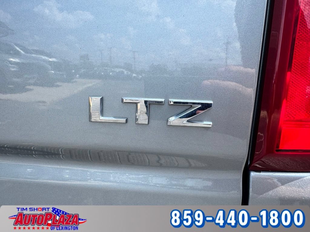 Used 2023 Chevrolet Silverado 1500 LTZ AWD/4WD image 19