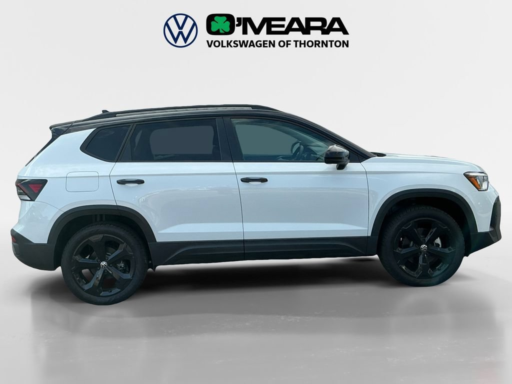 Used 2025 Volkswagen Taos SE AWD/4WD image 6
