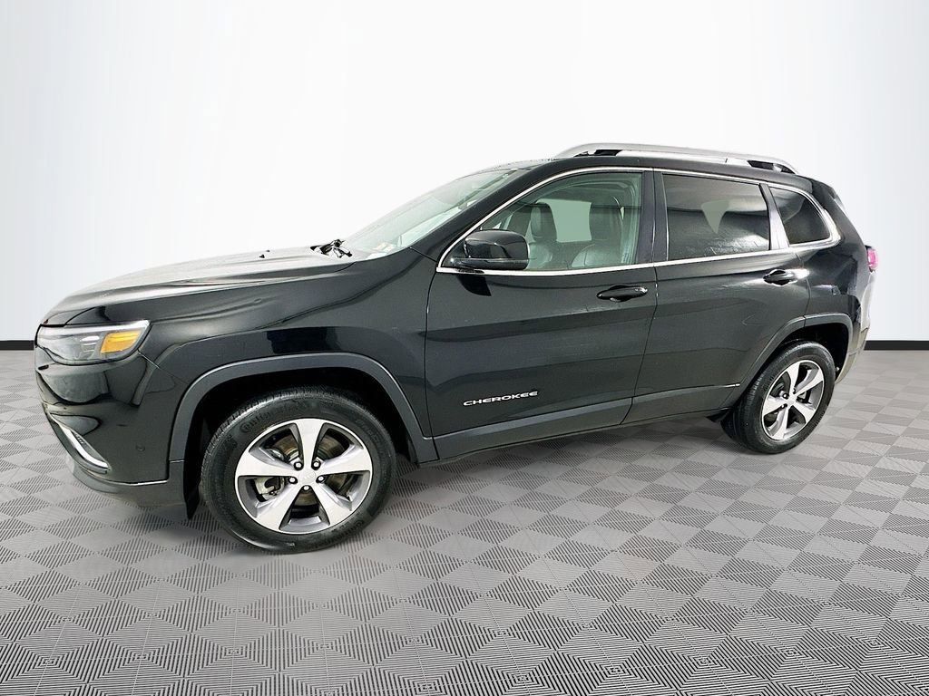 Certified 2021 Jeep Cherokee Limited w/ Elite Package AWD/4WD image 4