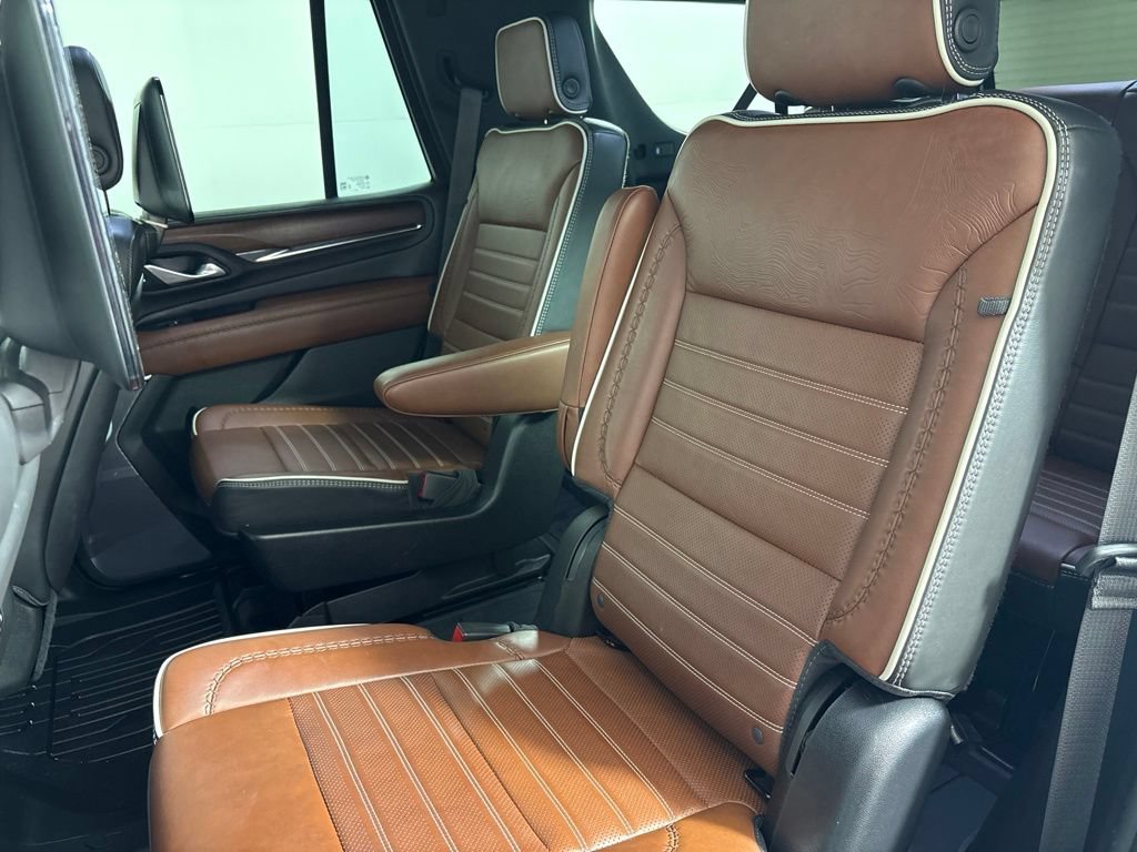 Used 2023 GMC Yukon Denali Ultimate AWD/4WD image 27