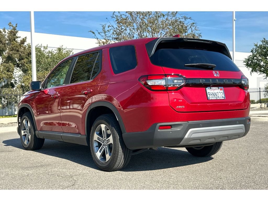 Used 2023 Honda Pilot EX-L image 3