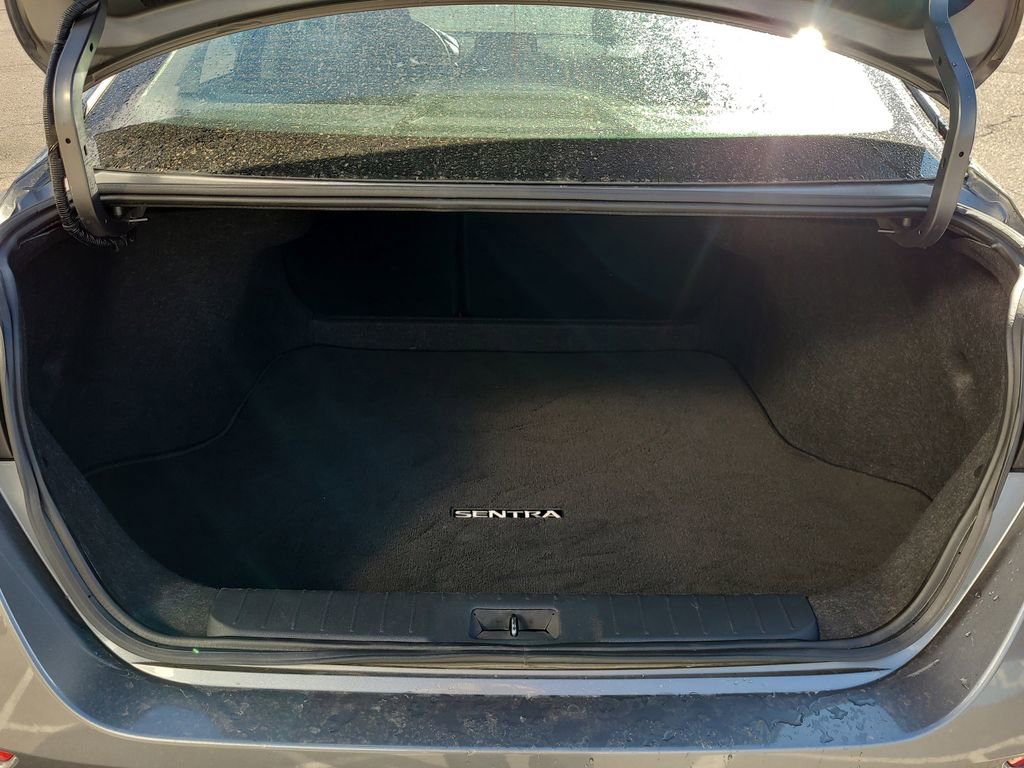 Used 2024 Nissan Sentra SV image 15