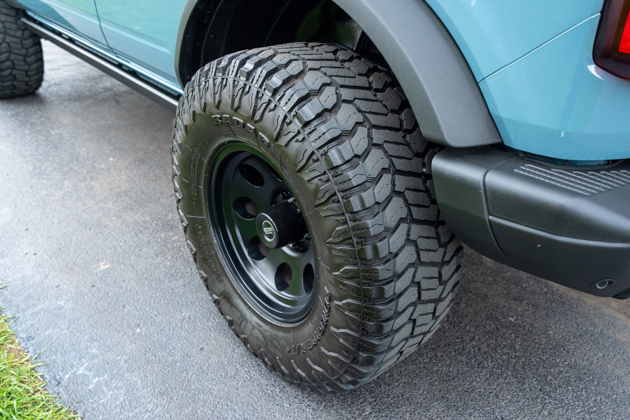 Used 2022 Ford Bronco Black Diamond image 37