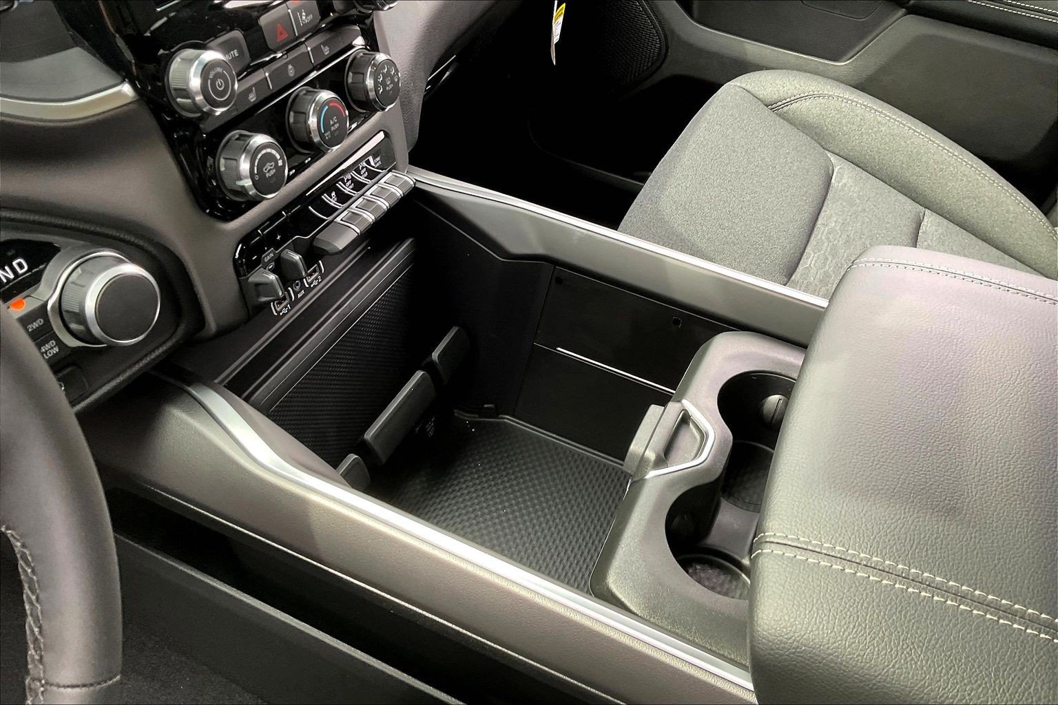 New 2026 RAM 1500 Big Horn w/ Night Edition AWD/4WD image 12