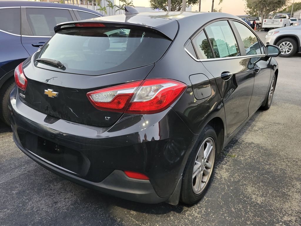 Used 2018 Chevrolet Cruze LT w/ Sun And Sound Package image 4
