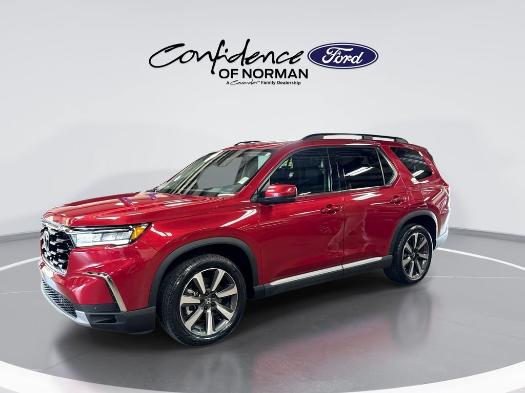 Used 2023 Honda Pilot Touring image 4