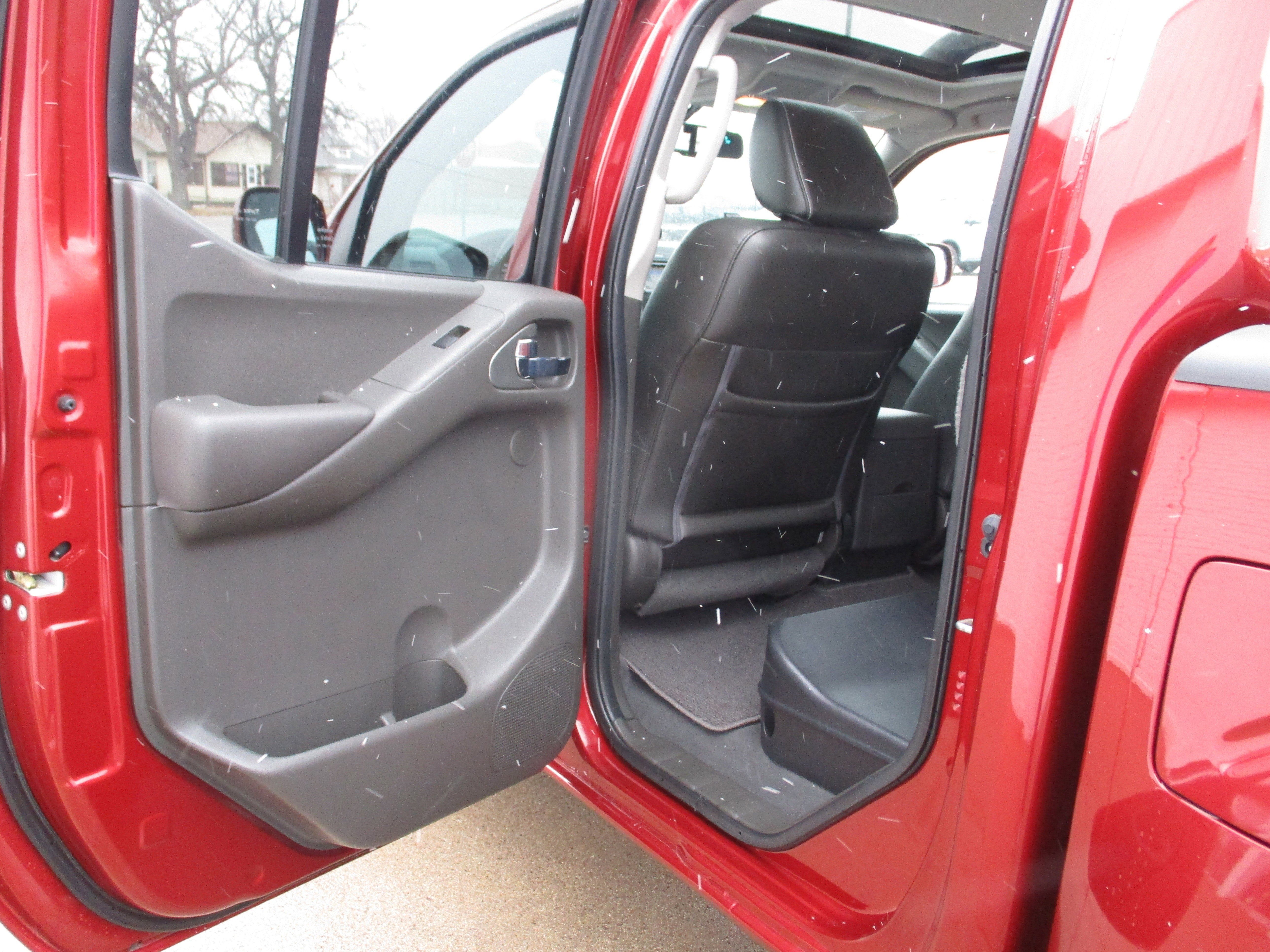 Used 2020 Nissan Frontier PRO-4X AWD/4WD image 15