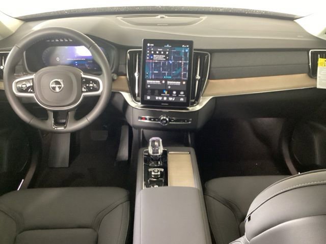 New 2026 Volvo XC90 B6 Plus w/ Protection Package Premier image 11