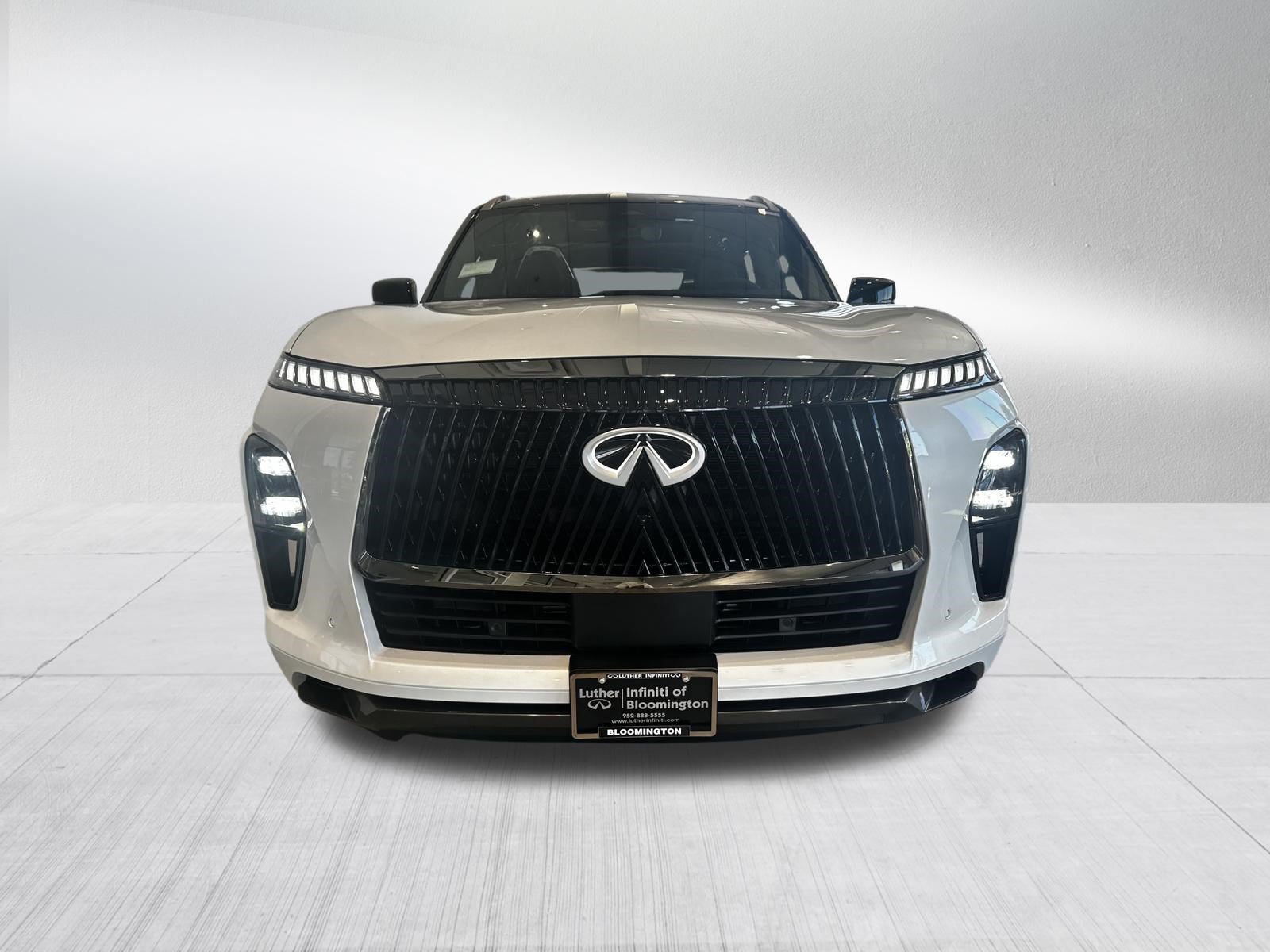 New 2027 INFINITI QX80 Autograph w/ Premium Cargo Package AWD/4WD image 4