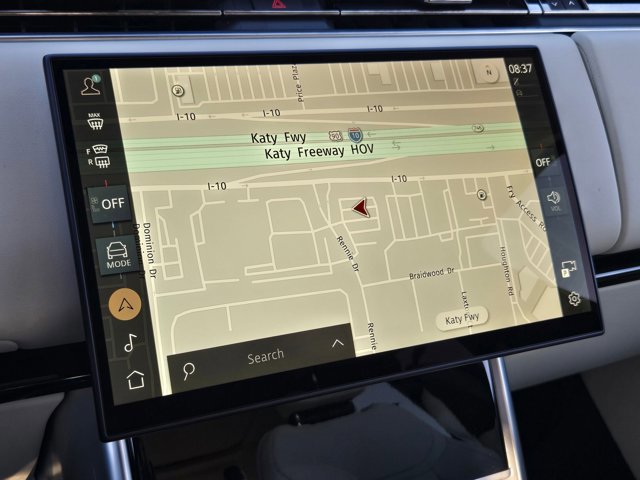 New 2026 Land Rover Range Rover SE image 13