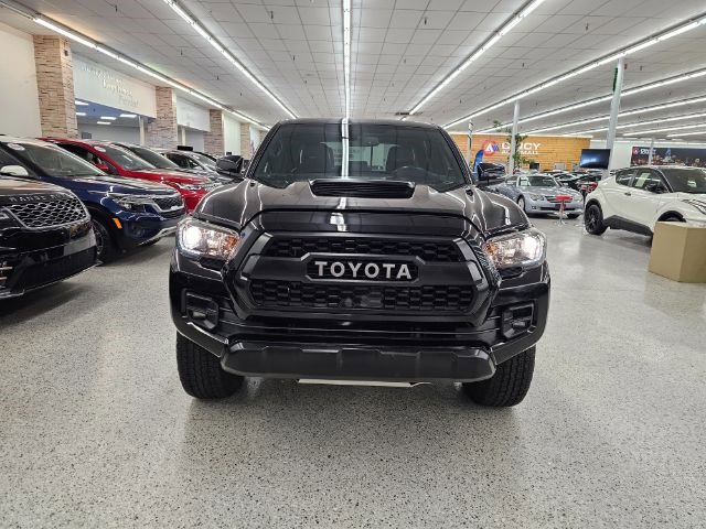 Used 2019 Toyota Tacoma TRD Pro image 2