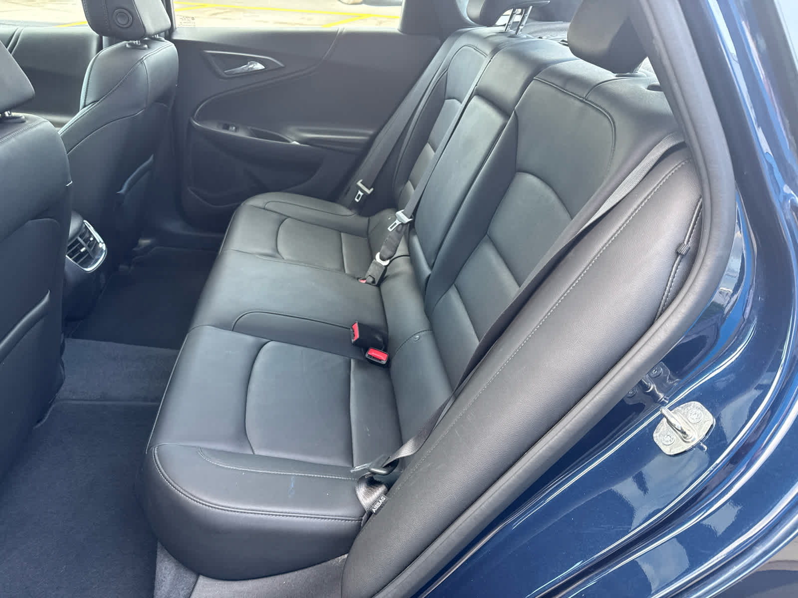 Used 2019 Chevrolet Malibu Hybrid w/ Leather Package FWD image 16