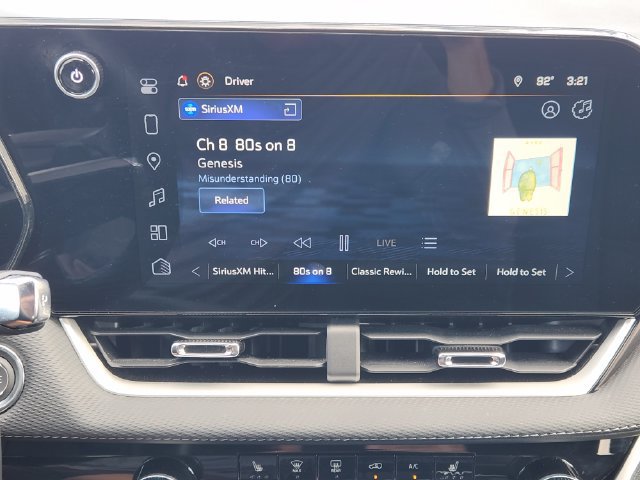 Used 2026 Chevrolet Equinox LT FWD image 5