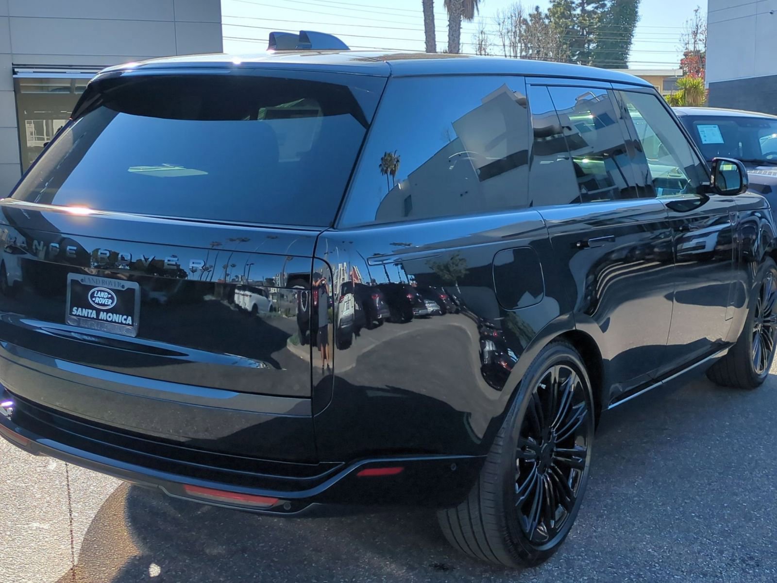 New 2026 Land Rover Range Rover SE image 5