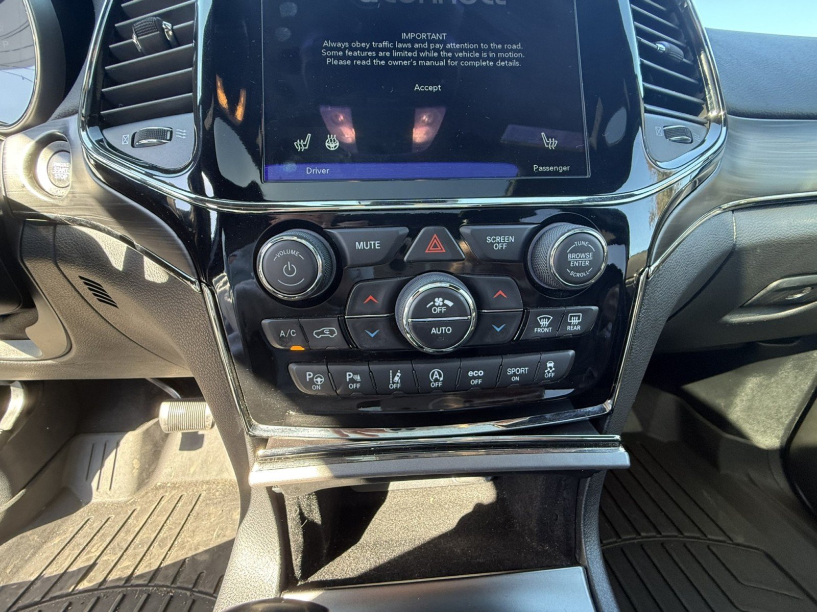 Used 2020 Jeep Grand Cherokee Limited X AWD/4WD image 14
