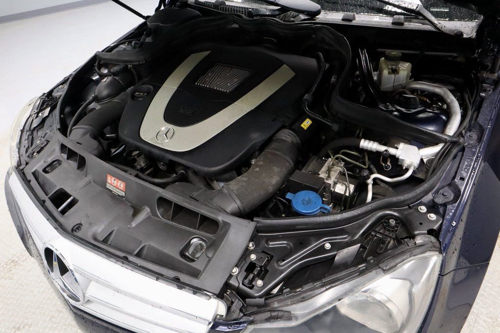 Used 2012 Mercedes-Benz C 300 4MATIC Sedan image 15