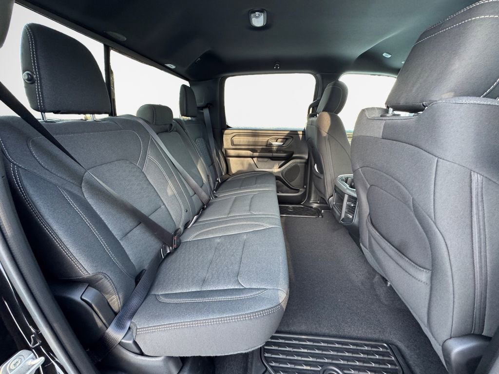 New 2026 RAM 1500 Express image 32