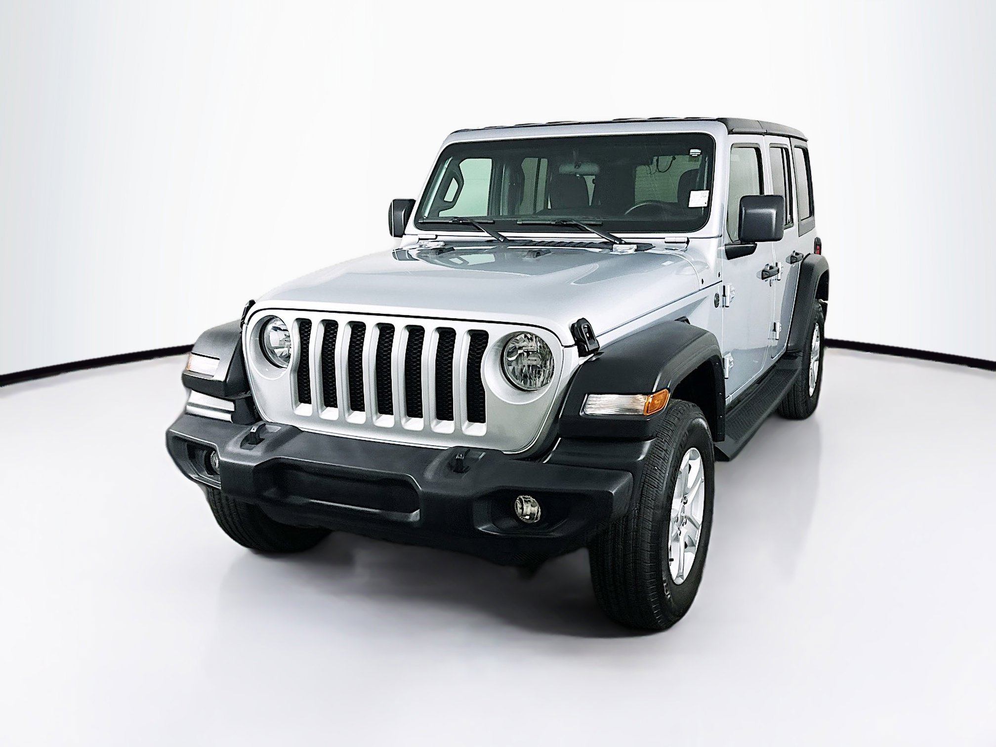 Used 2022 Jeep Wrangler Sport S image 3