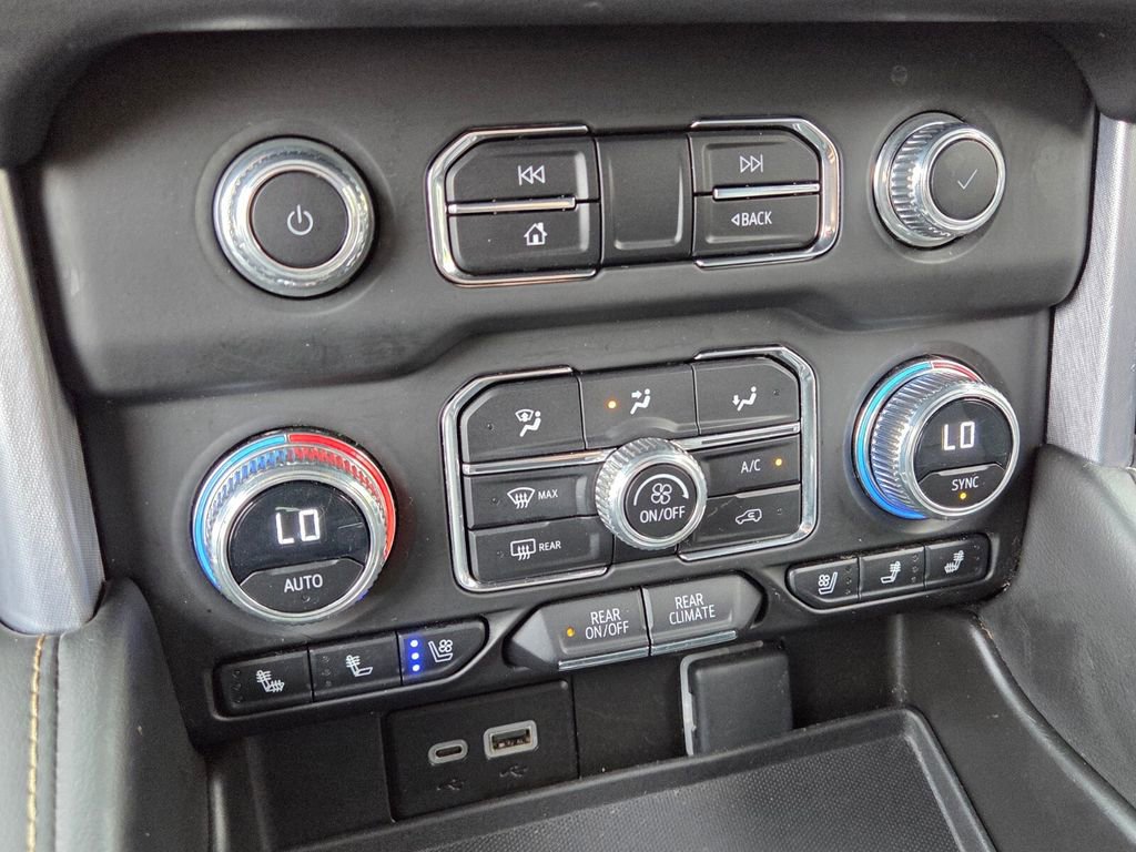 Used 2023 GMC Yukon SLT image 32
