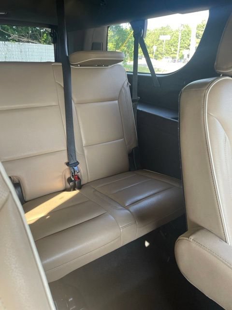 Used 2021 Chevrolet Suburban Premier w/ Texas Edition RWD image 23