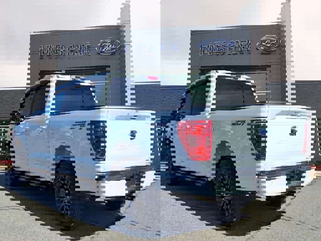 Used 2022 Ford F150 XLT w/ Equipment Group 302A High image 5