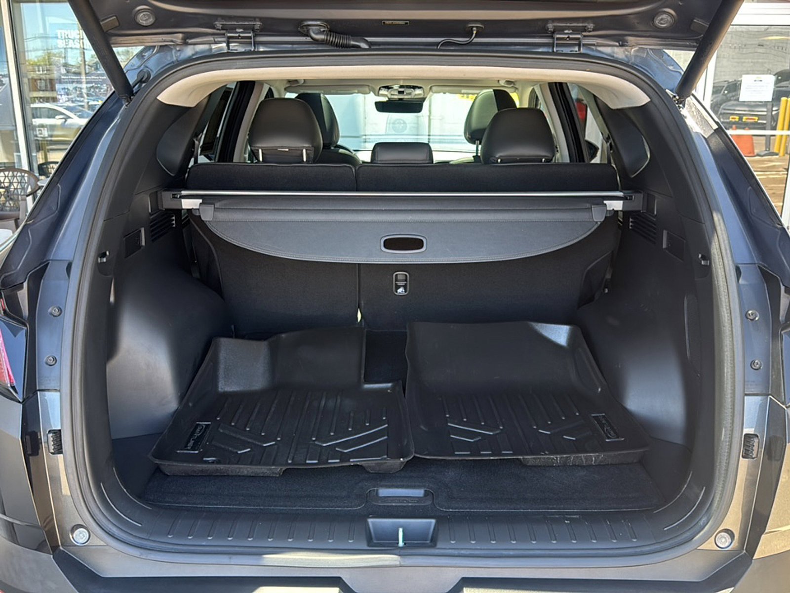 Used 2022 Hyundai Tucson Limited w/ Cargo Package AWD/4WD image 27