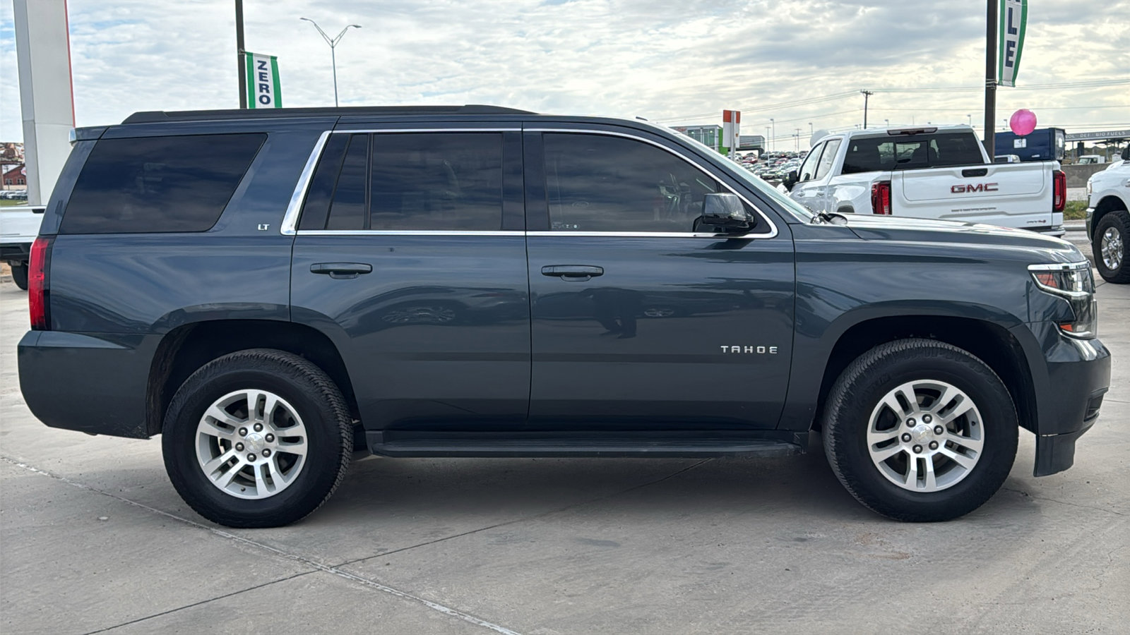 Used 2019 Chevrolet Tahoe LT image 4