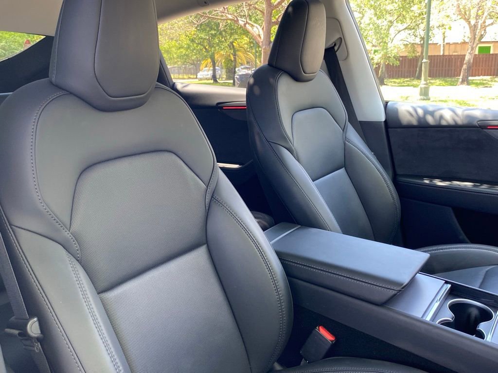 Used 2026 Tesla Model Y Long Range image 36