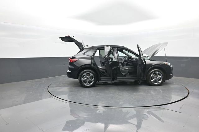 Used 2023 Ford Escape ST-Line AWD/4WD image 35