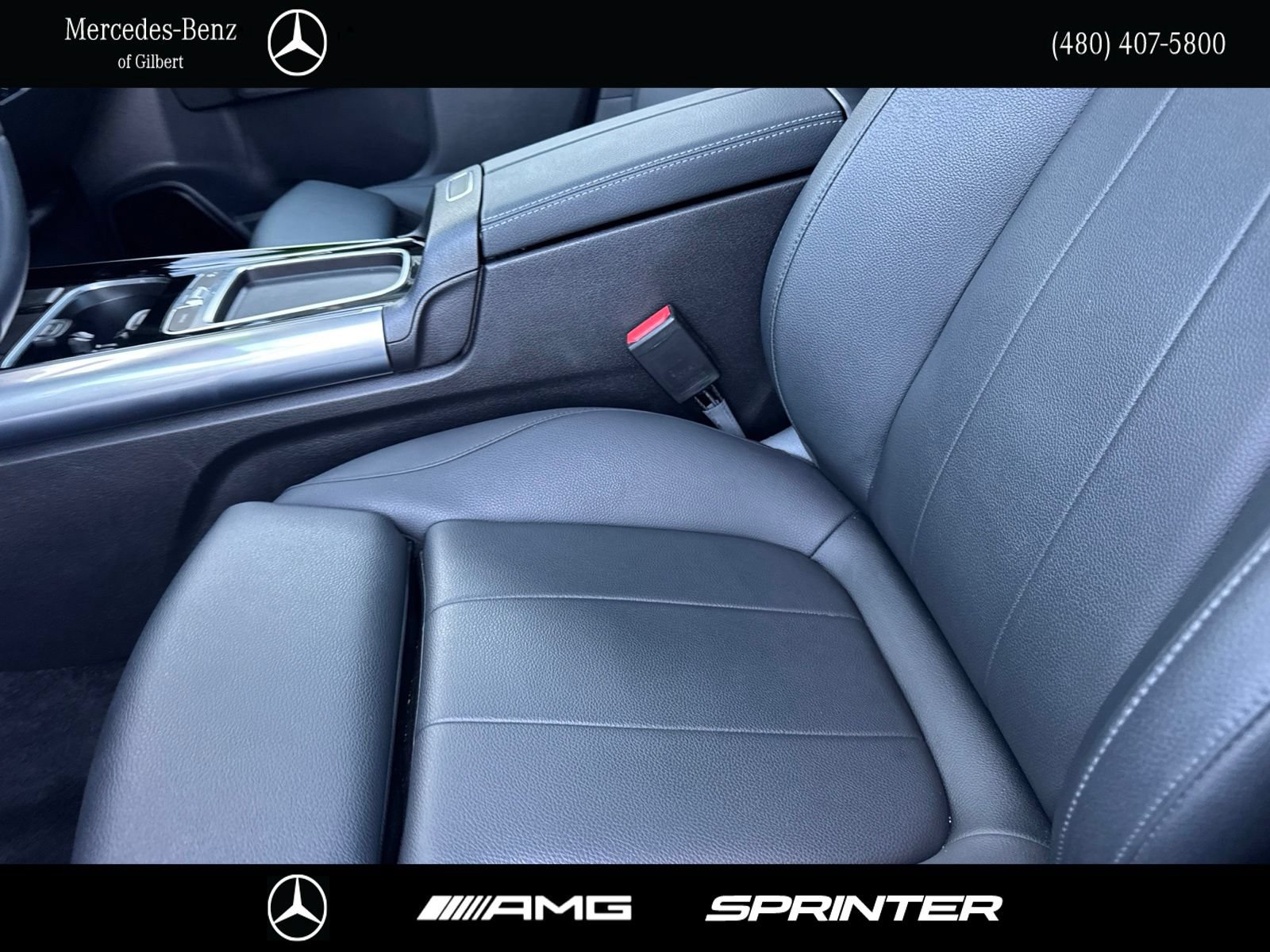 Certified 2025 Mercedes-Benz GLA 250 w/ Exclusive Package image 12