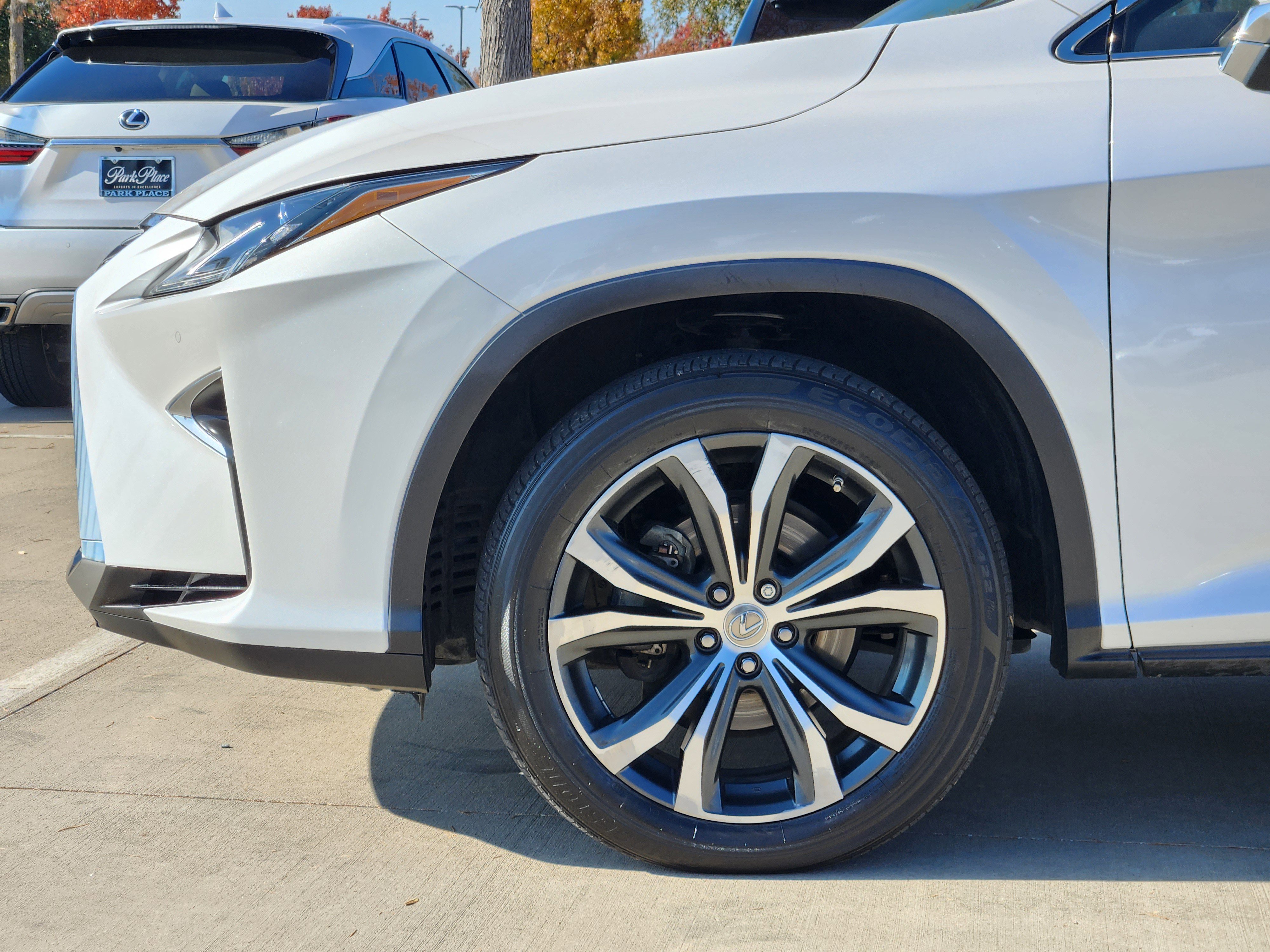 Used 2017 Lexus RX 450h AWD image 9