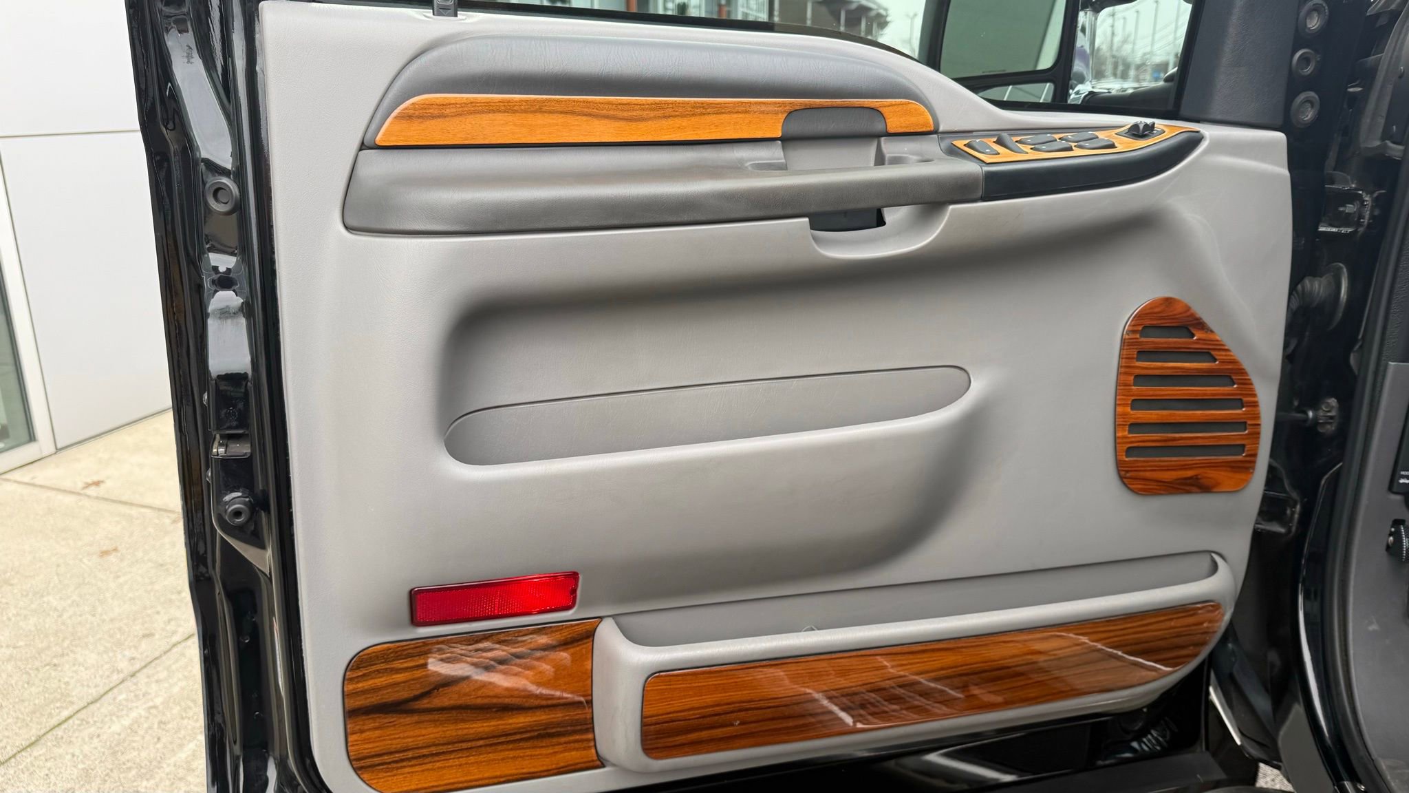 Used 1999 Ford F350 4x4 Crew Cab DRW Super Duty image 57