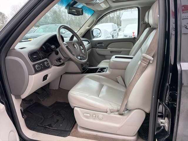 Used 2013 Chevrolet Avalanche LT video 2