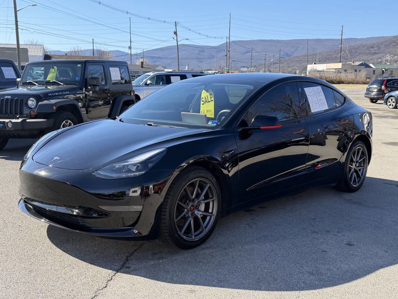 Used 2021 Tesla Model 3 Standard Range Plus RWD image 4