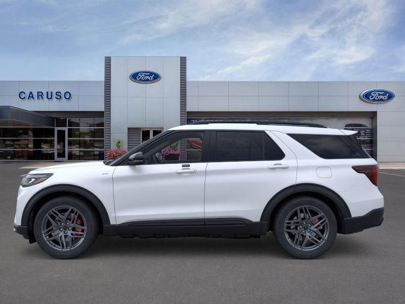 New 2026 Ford Explorer ST-Line w/ ST-Line Street Pack image 3