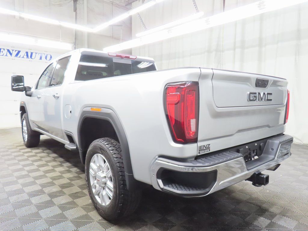 Used 2022 GMC Sierra 2500 SLT w/ SLT Convenience Package image 5