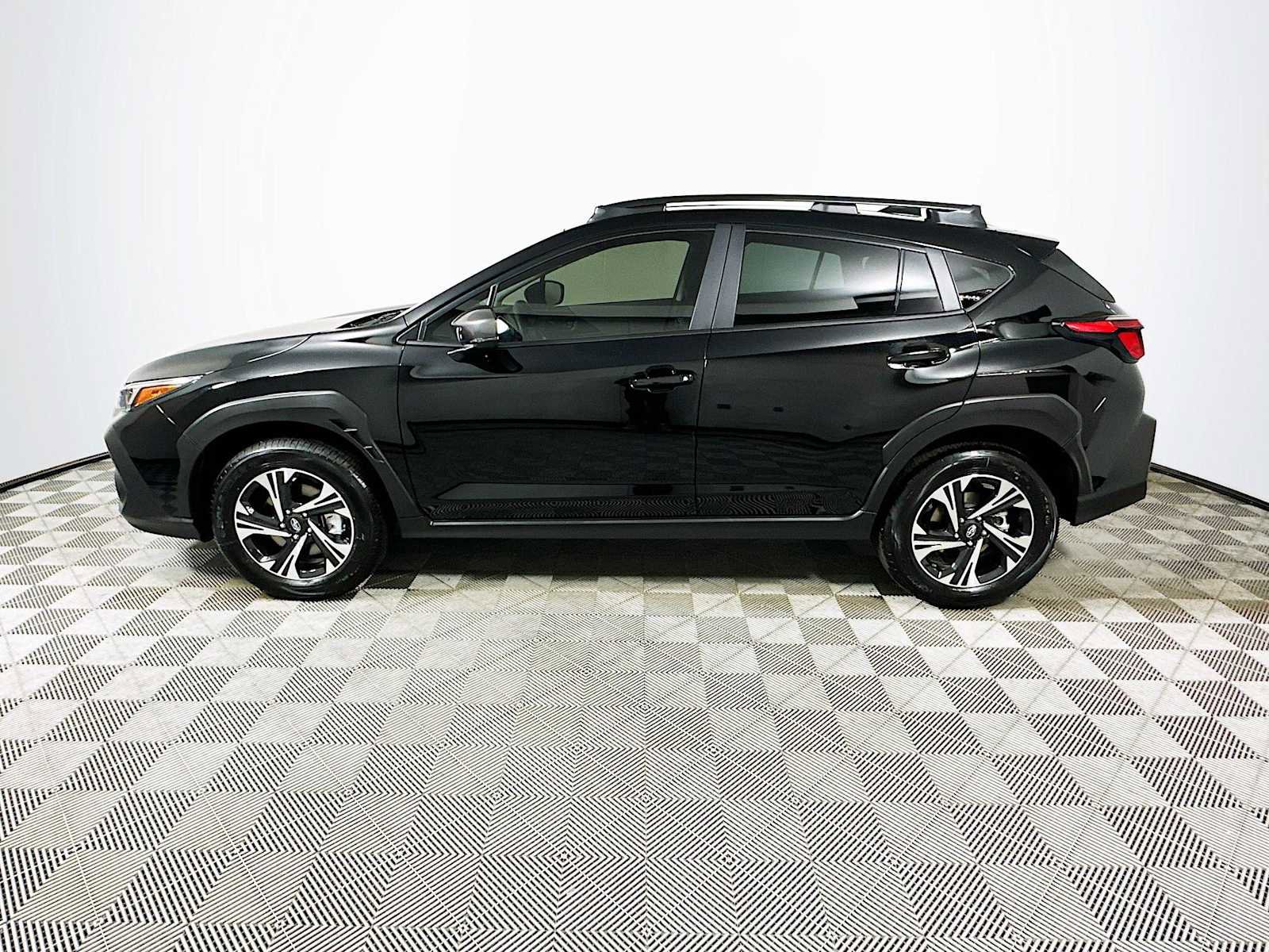 New 2025 Subaru Crosstrek 2.0i Premium image 4