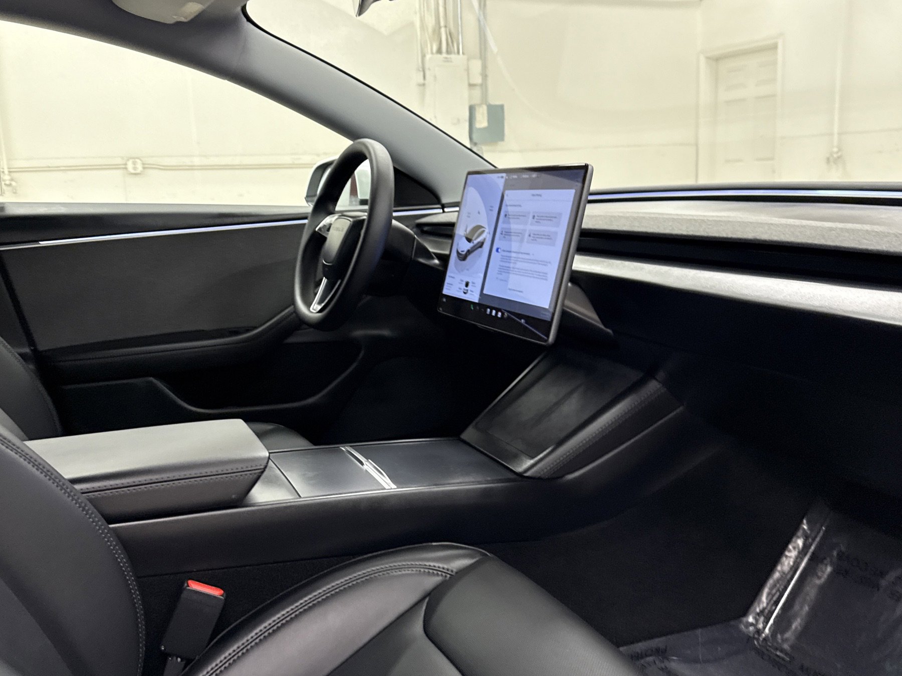 Used 2025 Tesla Model 3 Long Range image 22