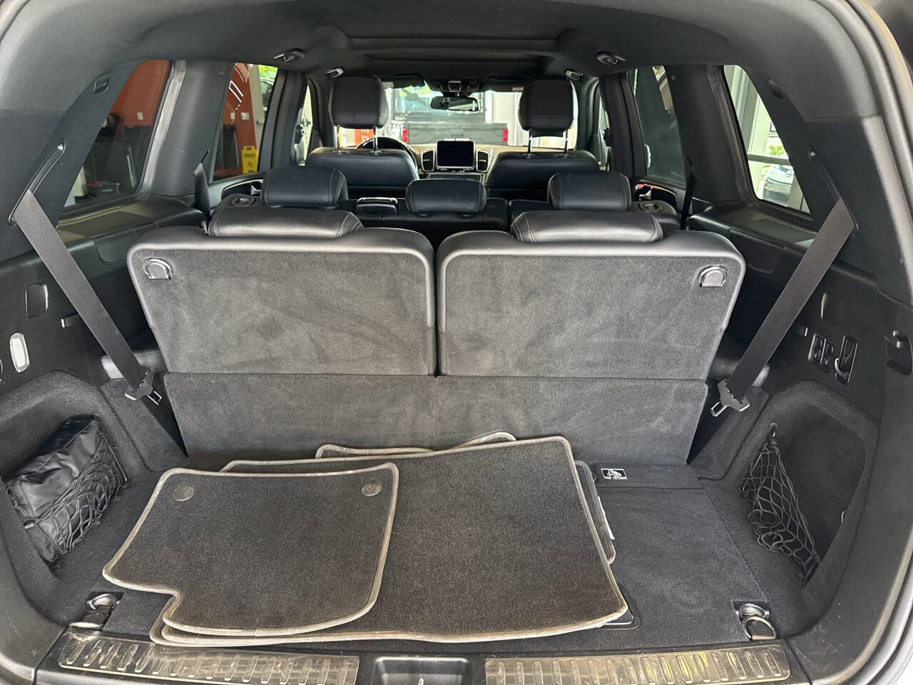 Used 2018 Mercedes-Benz GLS 450 4MATIC w/ Premium Package image 34