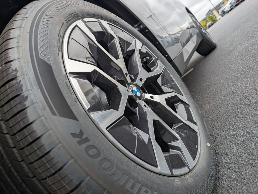 New 2026 BMW X3 xDrive30 w/ Premium Package image 9