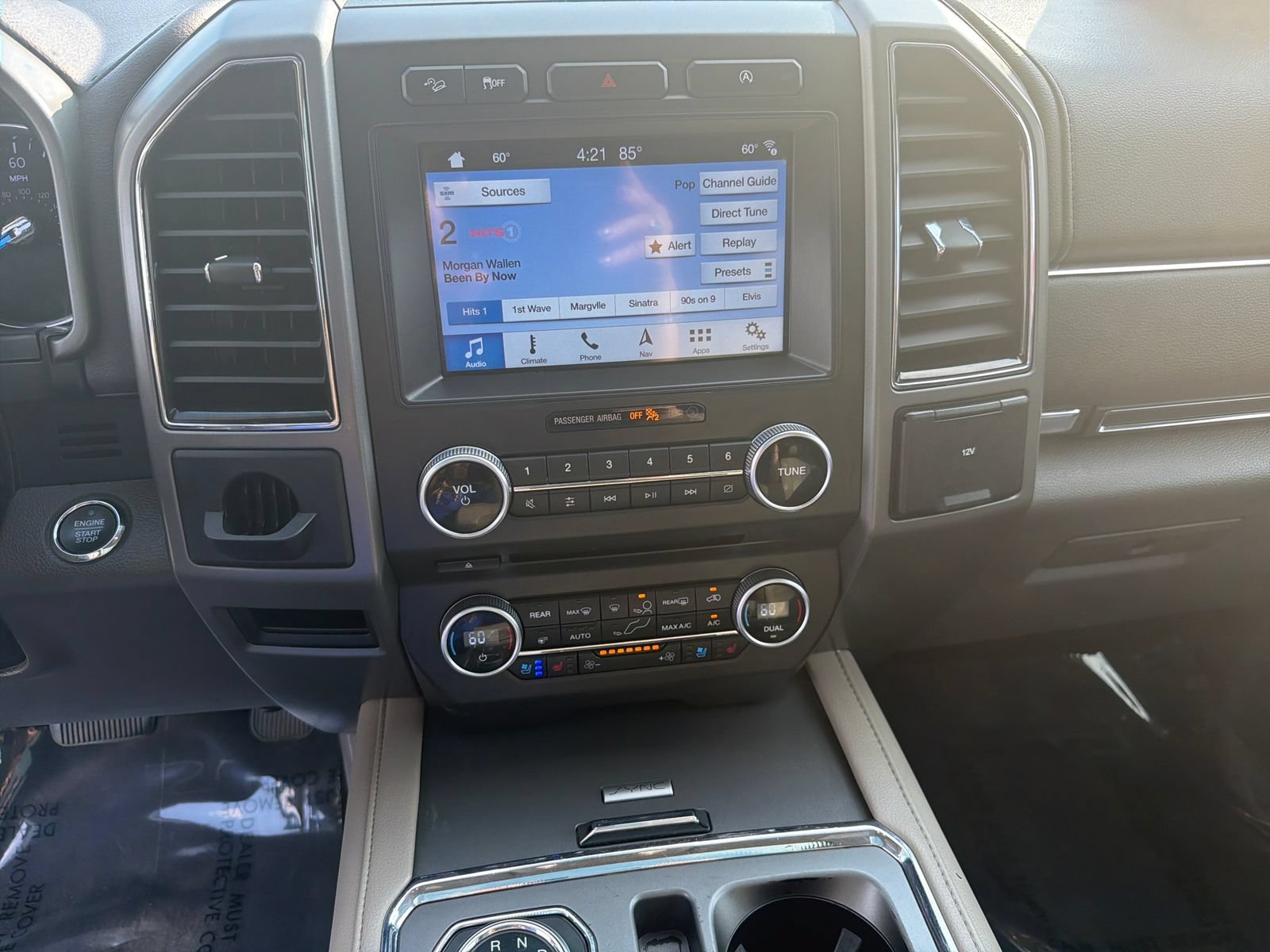 Used 2018 Ford Expedition Max XLT w/ Equipment Group 202A AWD/4WD image 21