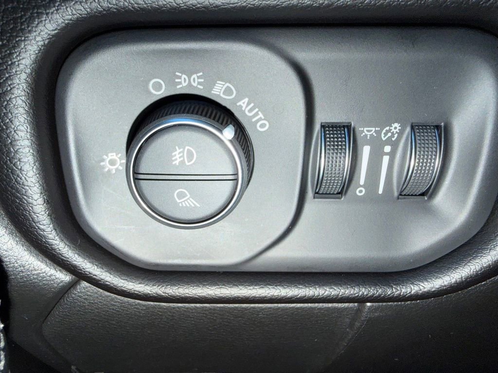 Used 2026 RAM 2500 Laramie image 27