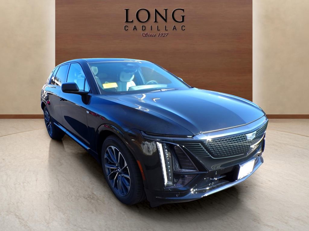 New 2025 Cadillac Lyriq Sport image 3