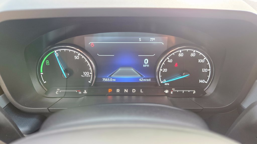 Used 2024 Ford Maverick Lariat FWD image 14