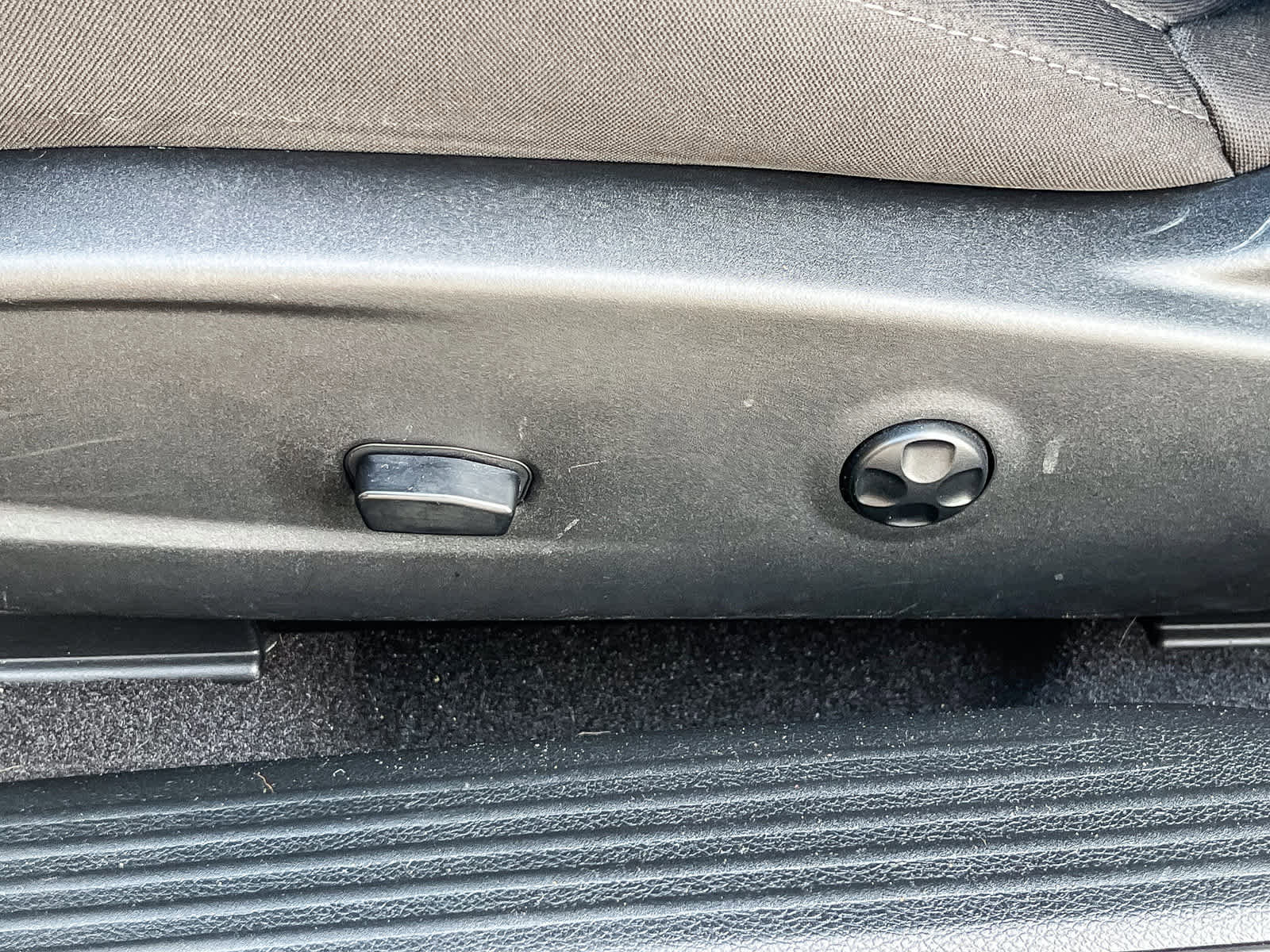 Used 2020 Dodge Challenger R/T w/ Blacktop Package image 18