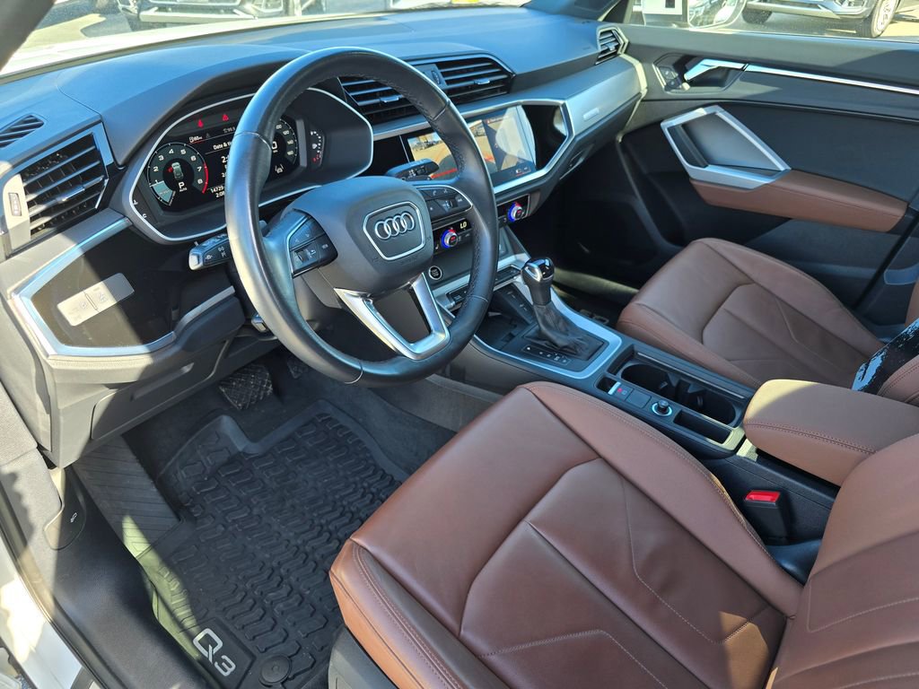 Used 2023 Audi Q3 2.0T Premium Plus image 10