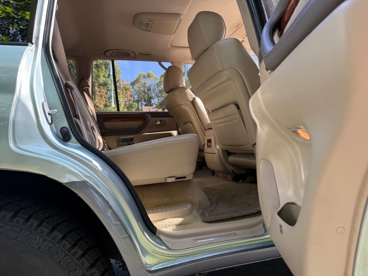 Used 2003 Lexus LX 470 4WD image 50