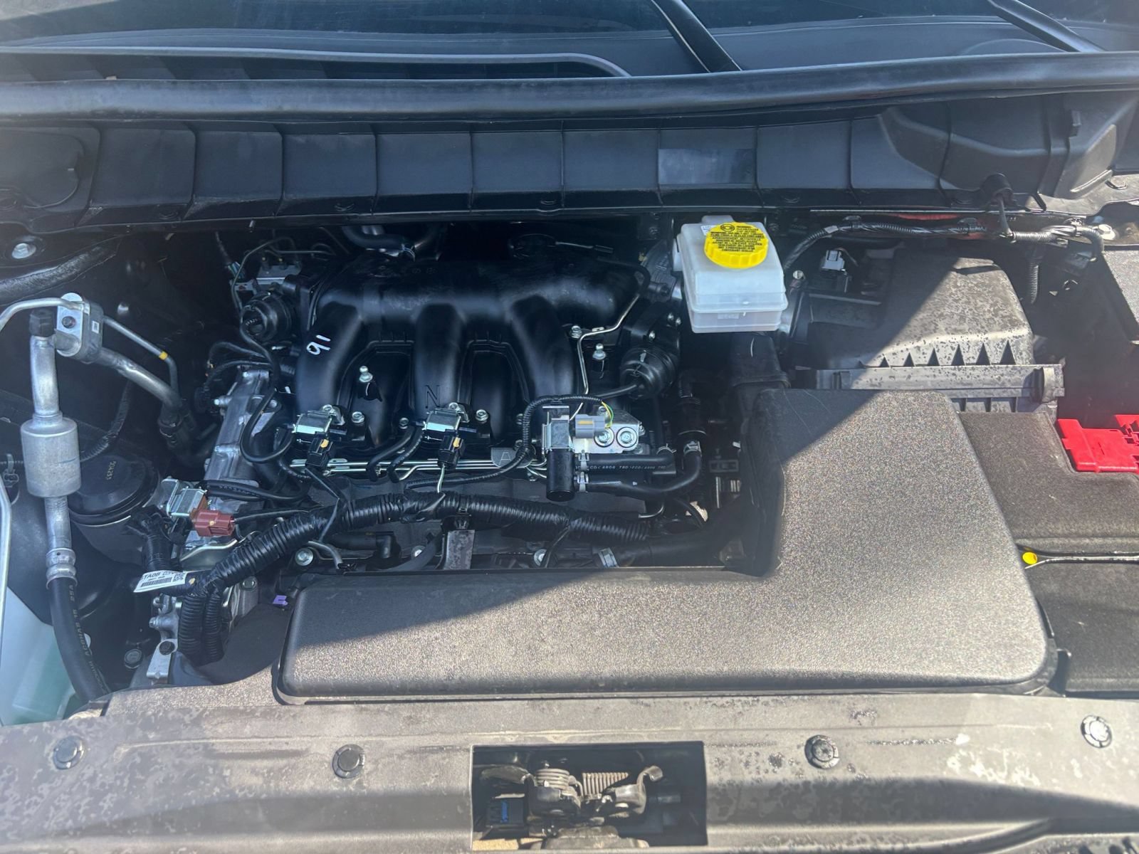 Used 2025 Nissan Pathfinder SV FWD image 34